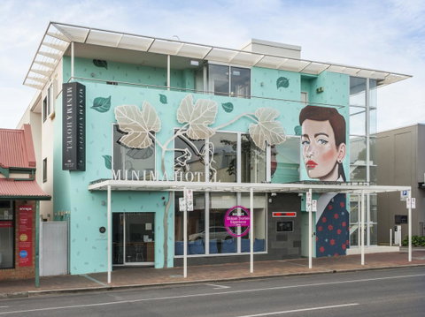 Majestic Minima Hotel - Accommodation Gladstone 4
