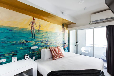 Majestic Minima Hotel - Accommodation Gladstone 0