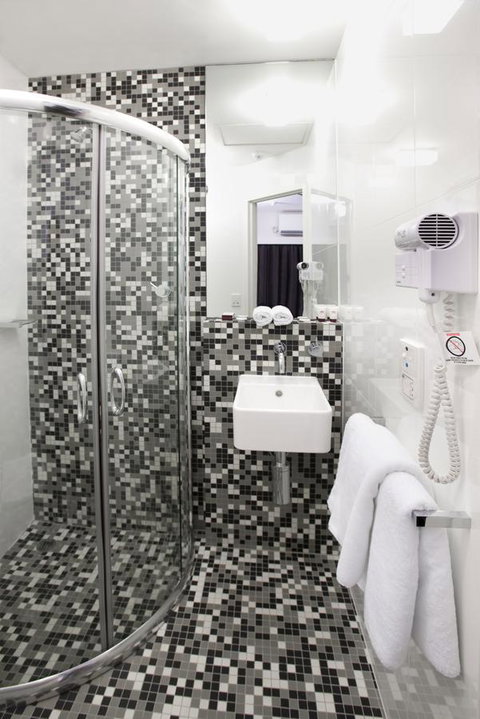 Majestic Minima Hotel - Accommodation Gladstone 9