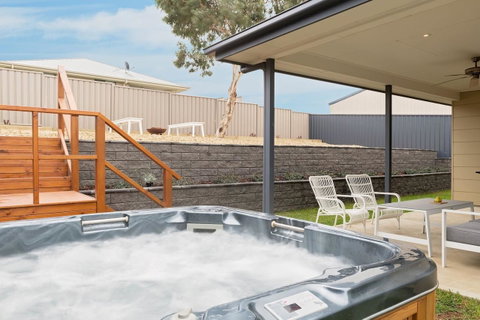 Boutique Getaway On Wright - Accommodation Gladstone 22