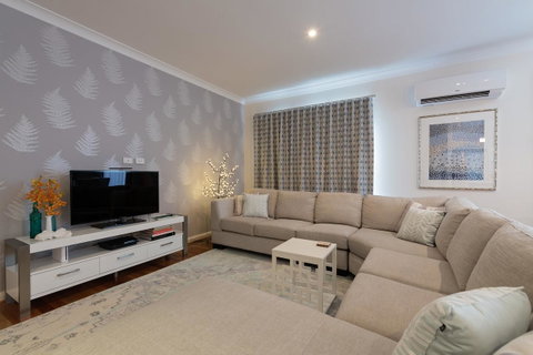 Boutique Getaway On Wright - Accommodation Gladstone 1