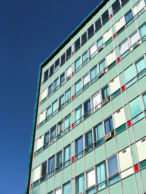Cosmo On Bank - Accommodation Gladstone 23