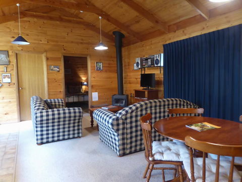 Molly's Chase - Accommodation Gladstone 1