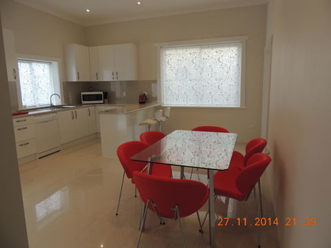 Glenelg - Marina Retreat - Accommodation Gladstone 13