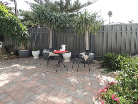 Glenelg - Marina Retreat - Accommodation Gladstone 34