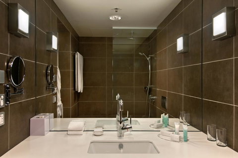 Hilton Adelaide - Accommodation Gladstone 13