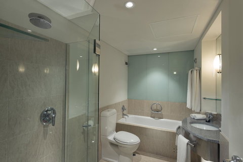 Hilton Adelaide - Accommodation Gladstone 22