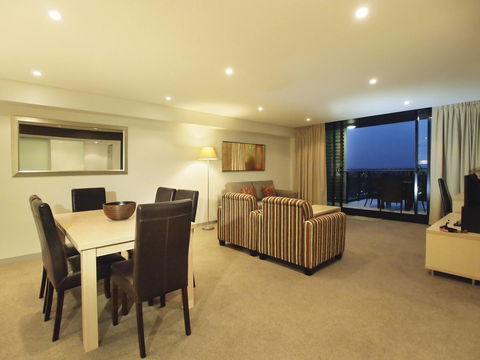 Oaks Adelaide Horizons Suites - Accommodation Gladstone 12