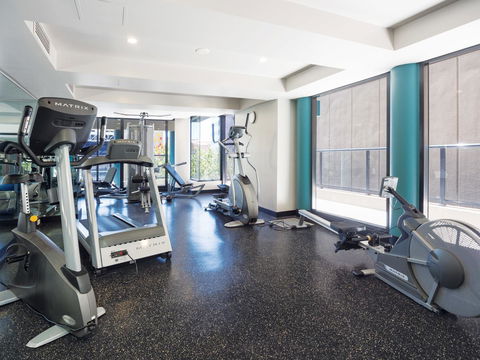 Oaks Adelaide Horizons Suites - Accommodation Gladstone 10