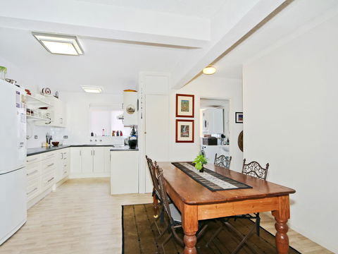 Monaco Court Apartment Adelaide - Accommodation Gladstone 3