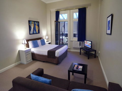 Mansions On Pulteney - Accommodation Gladstone 1