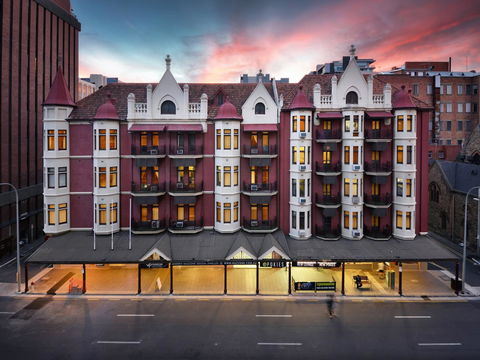 Mansions On Pulteney - Accommodation Gladstone 0