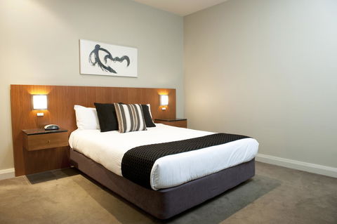 Mantra Hindmarsh Square - Accommodation Gladstone 24
