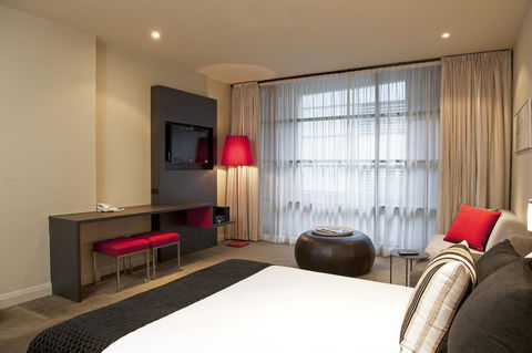 Mantra Hindmarsh Square - Accommodation Gladstone 1