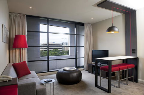Mantra Hindmarsh Square - Accommodation Gladstone 13