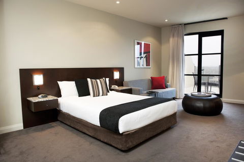 Mantra Hindmarsh Square - Accommodation Gladstone 12