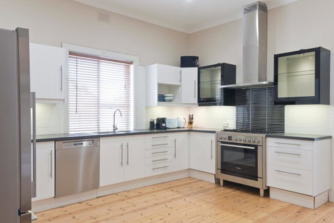 29 Jane - Accommodation Gladstone 8