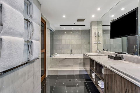 Stamford Plaza Adelaide - Accommodation Gladstone 42