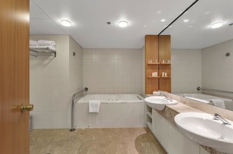 Stamford Plaza Adelaide - Accommodation Gladstone 29