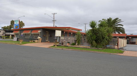 Ardeanal Motel - Accommodation Gladstone 5