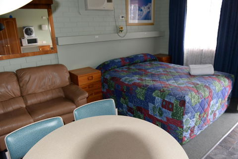 Ardeanal Motel - Accommodation Gladstone 43