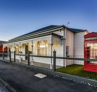Aloha Luxury Central - Accommodation Gladstone