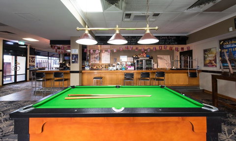 Nightcap At Rose & Crown Hotel - Accommodation Gladstone 31