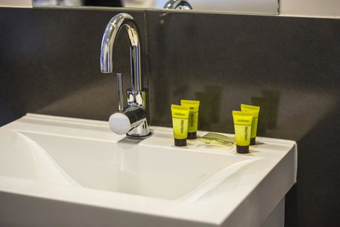 Nightcap At Rose & Crown Hotel - Accommodation Gladstone 19