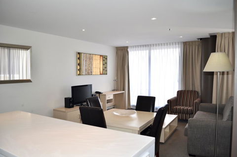 APTonNorthTCE - Accommodation Gladstone 5