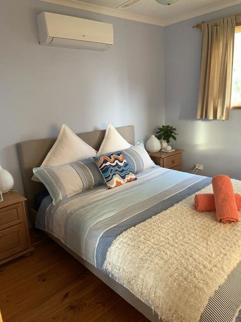 Moana Beach Sunset Holiday Accommodation A - Accommodation Gladstone 0