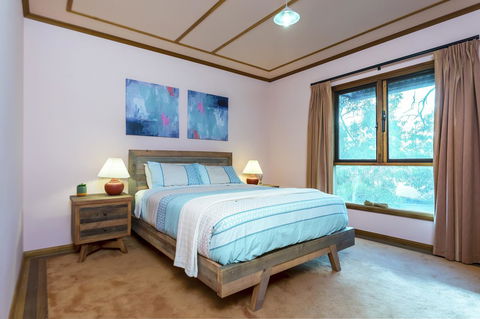 Rustic On 13th - Accommodation Gladstone 8