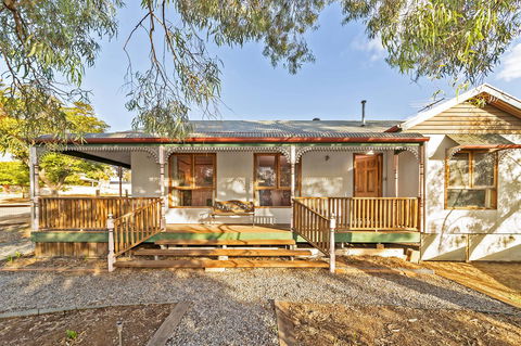 Rustic On 13th - Accommodation Gladstone 19