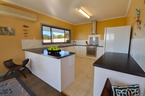 Kestrel Downs - Accommodation Gladstone 7