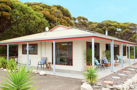 Kestrel Downs - Accommodation Gladstone 3