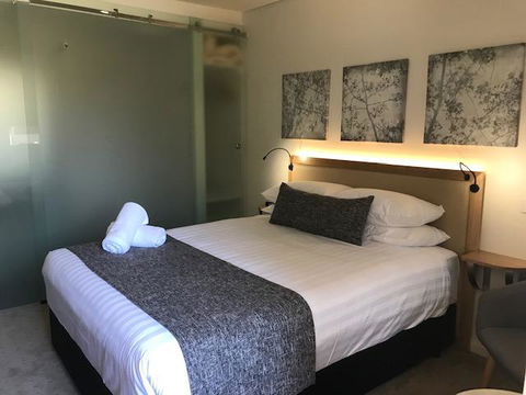 Astor Inn - Accommodation Gladstone 1