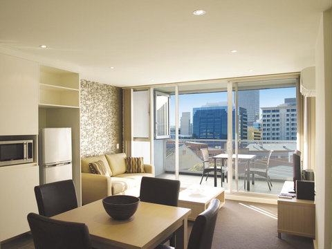 IStay Precinct Adelaide - Accommodation Gladstone 23