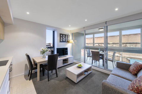 IStay Precinct Adelaide - Accommodation Gladstone 28