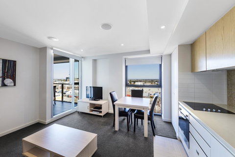 IStay Precinct Adelaide - Accommodation Gladstone 5