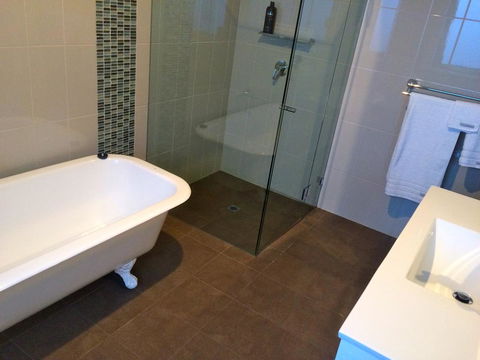 Penzance Cottage Glenelg - Accommodation Gladstone 7