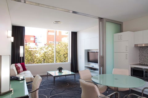Adelaide Rockford - Accommodation Gladstone 20