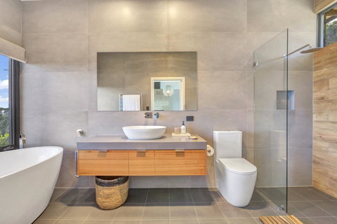 Shadow Creek McLaren Vale - Accommodation Gladstone 16