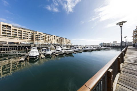 Oaks Glenelg Liberty Suites - Accommodation Gladstone 15