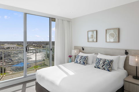 Oaks Glenelg Liberty Suites - Accommodation Gladstone 34