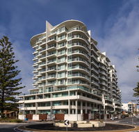 Oaks Liberty Towers - Accommodation Gladstone