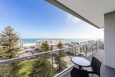 Oaks Glenelg Liberty Suites - Accommodation Gladstone 14
