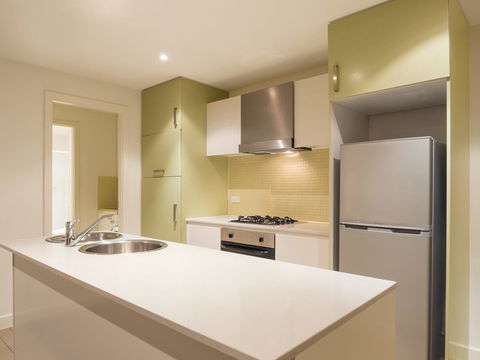 Oaks Glenelg Liberty Suites - Accommodation Gladstone 21