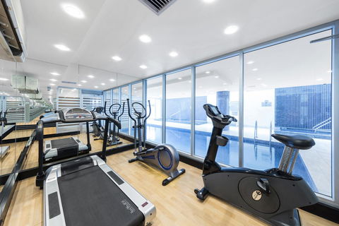 Oaks Glenelg Liberty Suites - Accommodation Gladstone 4