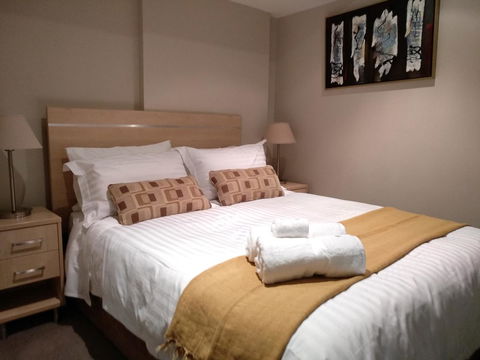 JABCA Apartments - Accommodation Gladstone 13