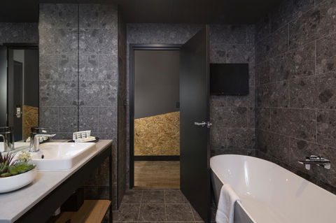 Marion Hotel - Accommodation Gladstone 35
