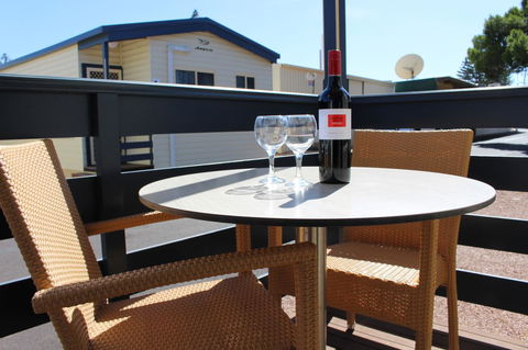 Ceduna Foreshore Caravan Park - Accommodation Gladstone 4